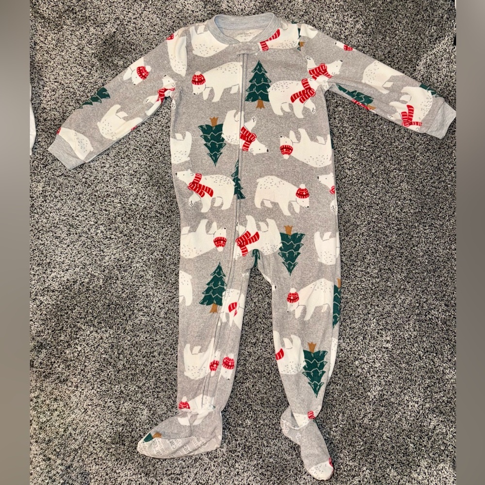 Cozy Gray Polar Bear Kids One Piece Carters Christmas Pajamas size 3T